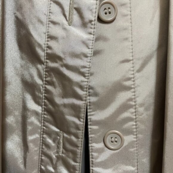 Weather Wise taupe trench coat/rain coat with belt. - Picture 5 of 8